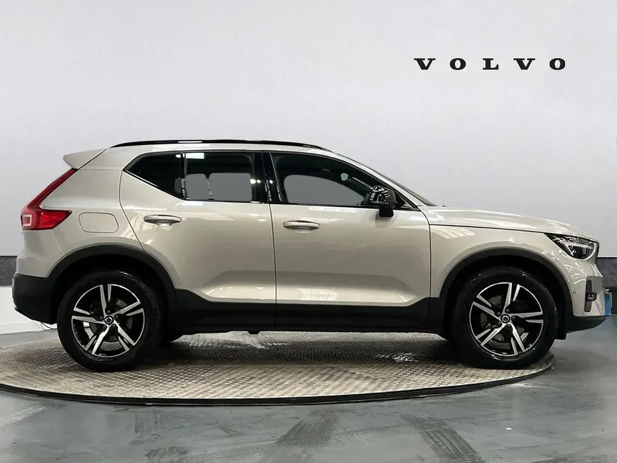 Used Volvo XC40 Plus 161 HP (118 kW) 2023 SUV