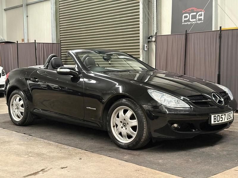 Black Used 2007 Mercedes SLK200 Cabriolet | £4,990 (Fair price) - Image 1/4