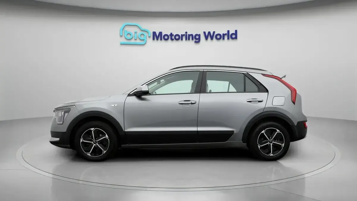 Used Kia Niro 129 HP (94 kW) 2024 Grey SUV