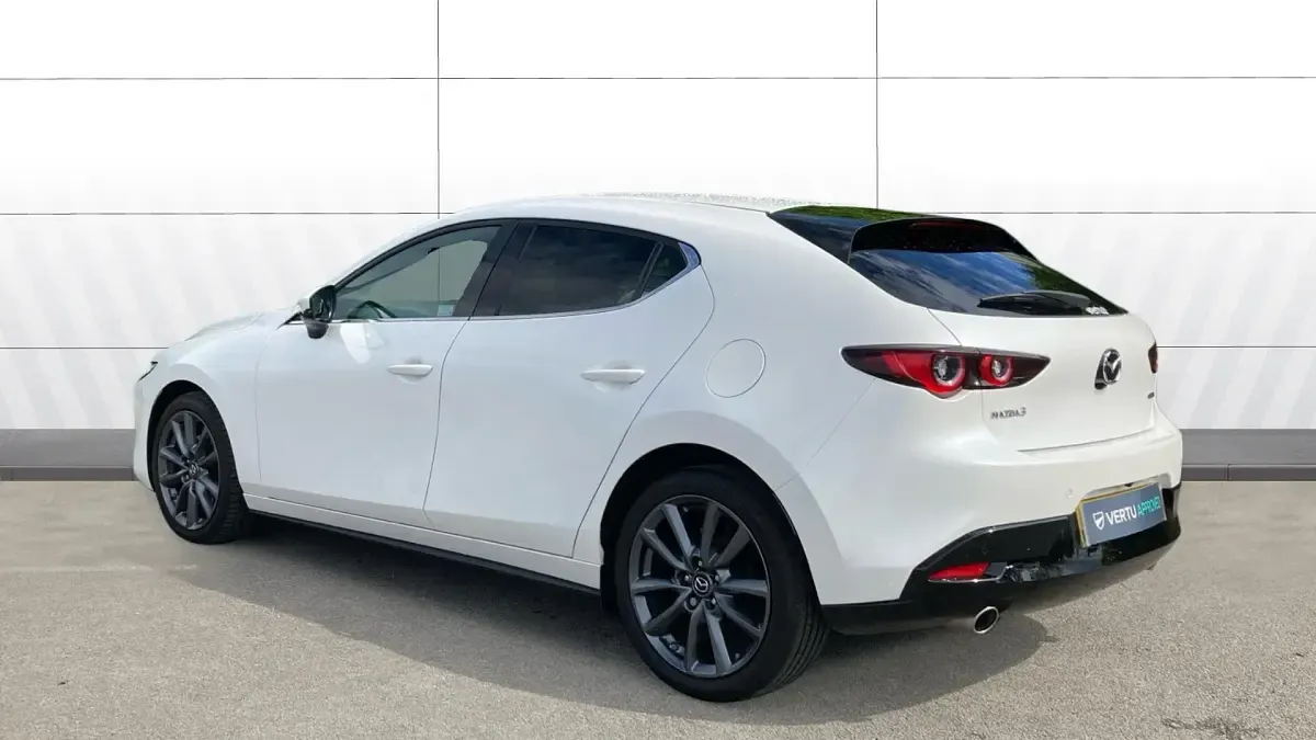 Used Mazda 3 Inclusive 122 HP (89 kW) 2023 White Hatchback