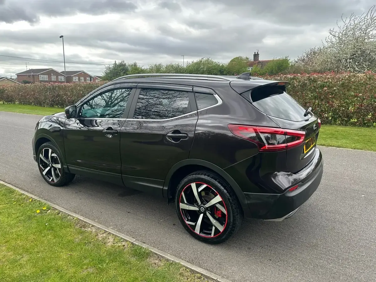 Used Nissan Qashqai Tekna+ 140 HP (102 kW) 2018 Black SUV
