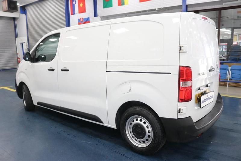 Used Peugeot Expert 100 HP (73 kW) 2020 White Van