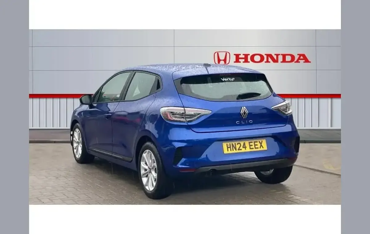 Used Renault Clio Evolution 90 HP (66 kW) 2024 Blue Hatchback