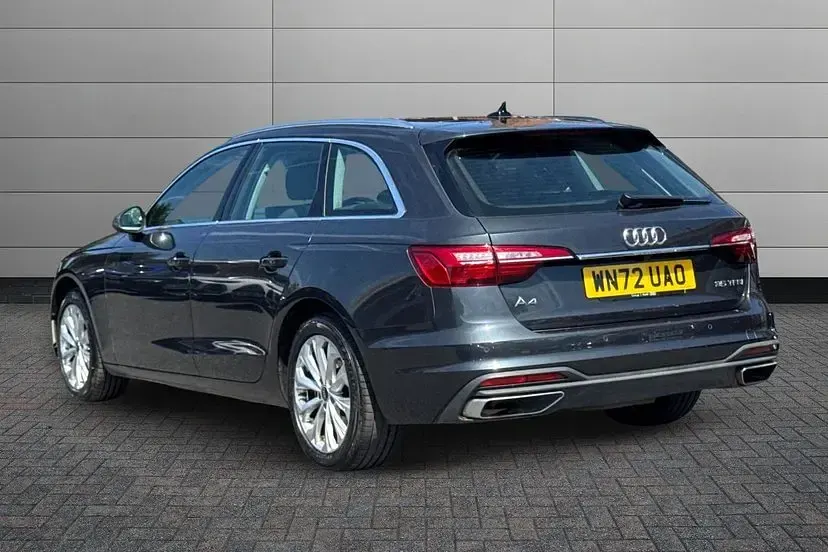 Used Audi A4 Comfort 150 HP (110 kW) 2022 Manhattan grey Estate