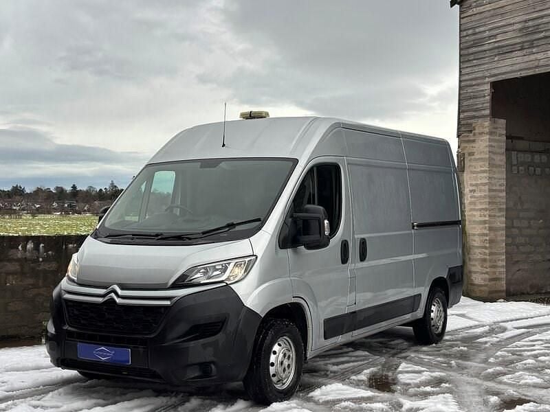 Used Citroën Relay 130 HP (95 kW) 2019 Silver Van