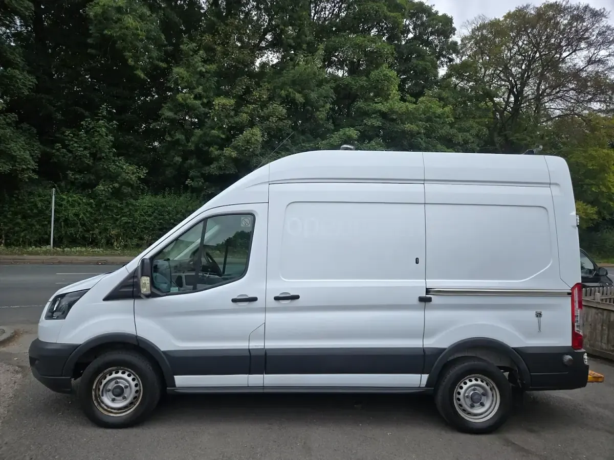Used Ford Transit 130 HP (95 kW) 2018 White Van