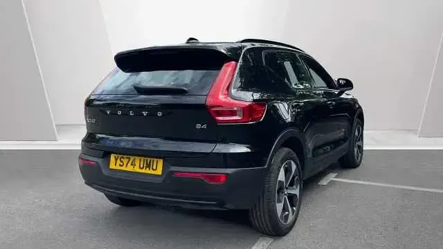 Used Volvo XC40 Plus 197 HP (144 kW) 2025 SUV