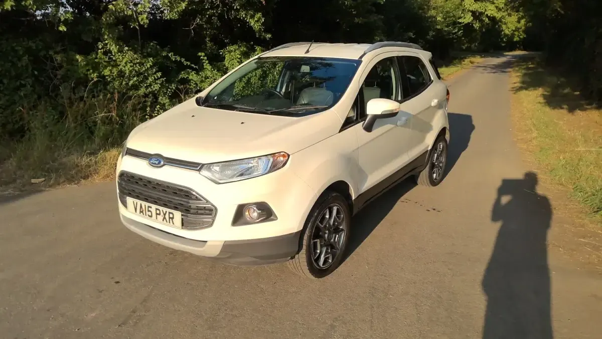 Used Ford Ecosport Titanium 125 HP (91 kW) 2015 White SUV
