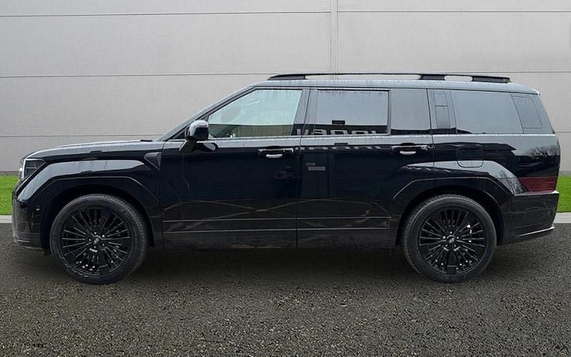 Used Hyundai Santa Fe 215 HP (158 kW) 2025 Black SUV