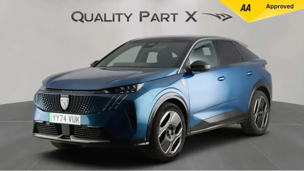 Used Peugeot e-3008 GT 154 kW (210 HP) 2024 Blue SUV