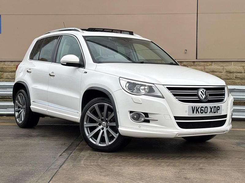 White Used 2010 VW Tiguan R-line SUV | £6,695 (Fair price) - Image 1/4