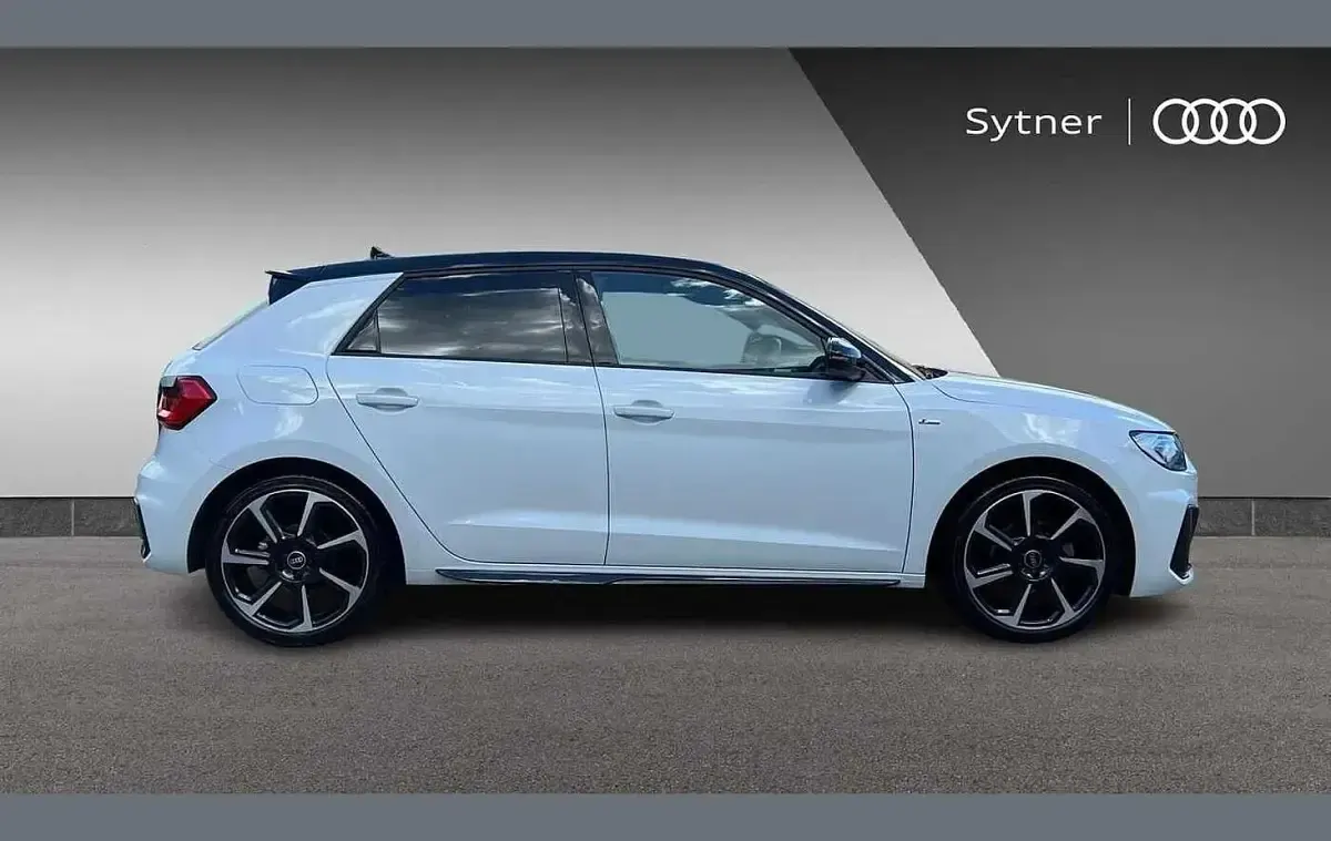 Used Audi A1 Black Edition 108 HP (79 kW) 2021 White SUV