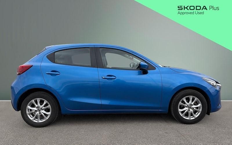 Begagnad Mazda 2 75 HK (55 kW) 2019 Halvkombi