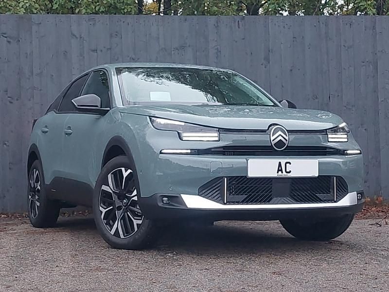 Special manhattan green New 2025 Citroën C4 Hatchback | £20,998 (Fair price) - Image 1/4