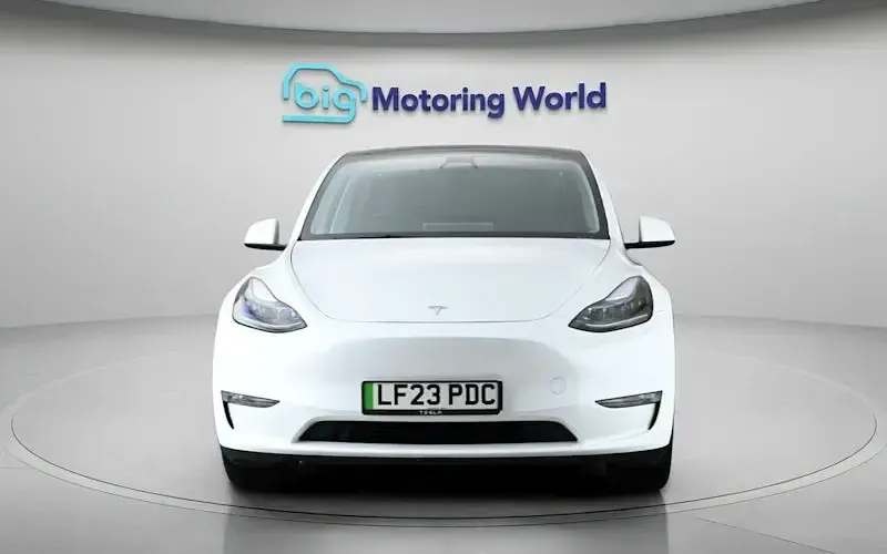 Used Tesla Model Y Long Range AWD 286 kW (389 HP) 2025 SUV