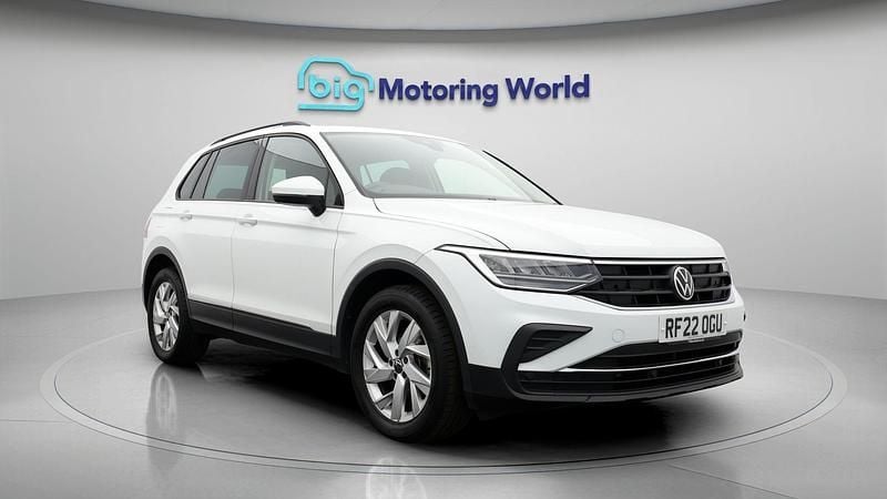 Used 2022 VW Tiguan S SUV | £19,000 (Good price) - Image 1/4