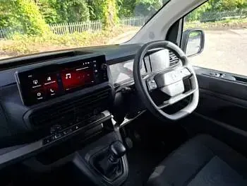 Gebraucht Vauxhall Vivaro 2024 Weiß Van / Kleinbus