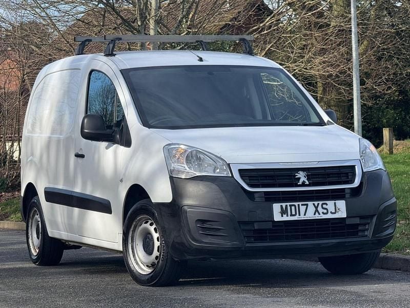 Used Peugeot Partner 2017 White