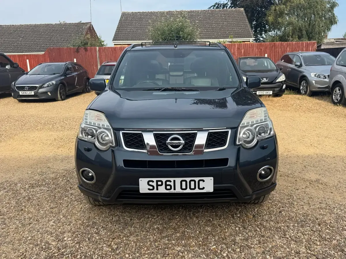 Used Nissan X-Trail Tekna 150 HP (110 kW) 2011 Blue SUV