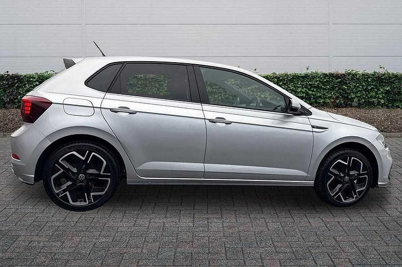 New VW Polo R-line 95 HP (69 kW) 2026 Reflex silver Hatchback