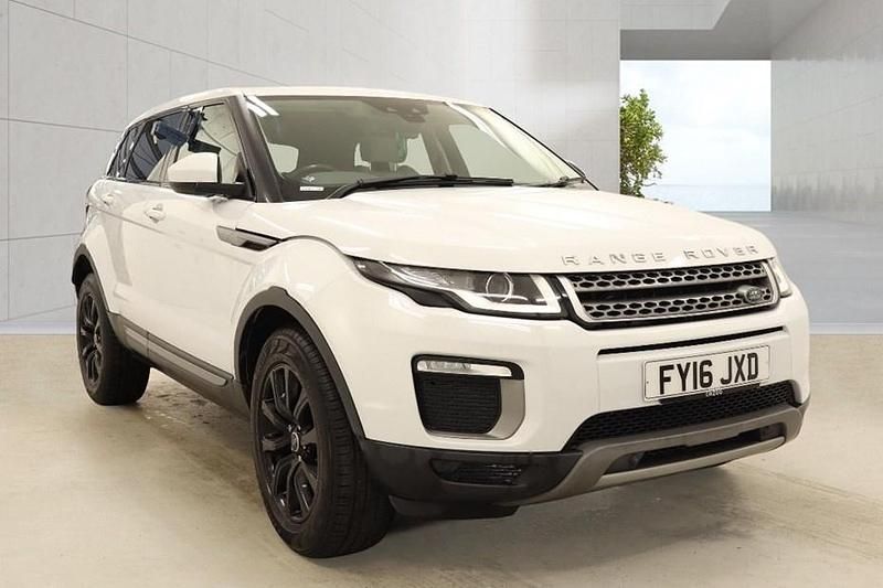 Used Land Rover Range Rover evoque SE 2016 White Hatchback