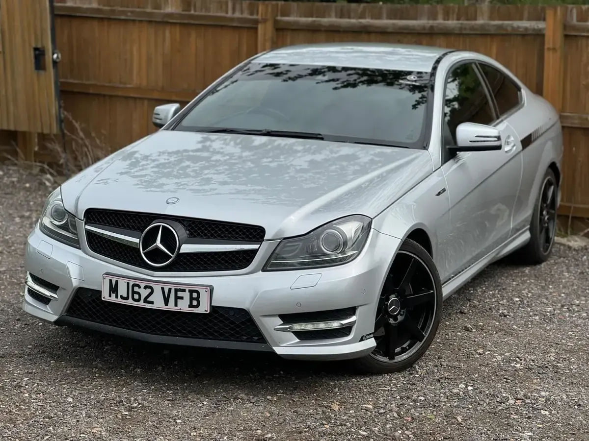 Usado Mercedes C250 AMG 2012 Prateado Coupé