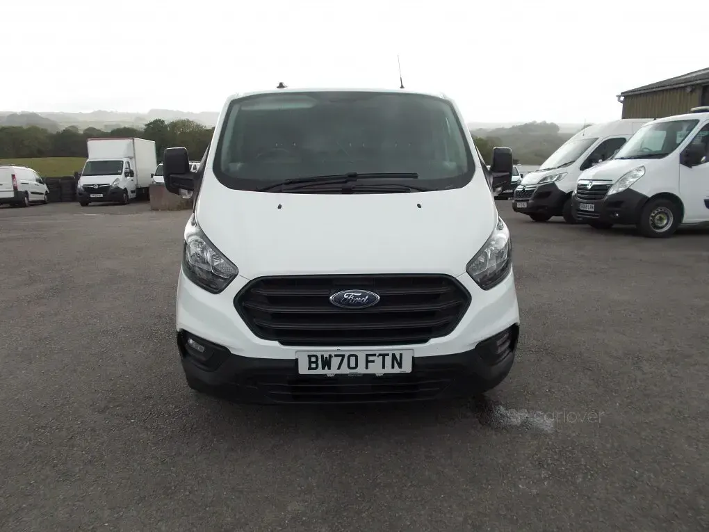 Used Ford Transit Custom 105 HP (77 kW) 2021 White Van