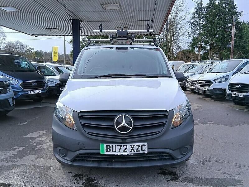 Used Mercedes e-Vito Progressive 85 kW (116 HP) 2022 White MPV