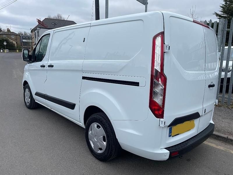 Used Ford Transit Custom Trend 105 HP (77 kW) 2020 White Van