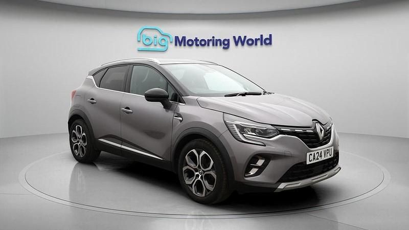 Used Renault Captur Techno 145 HP (106 kW) 2024 Grey SUV
