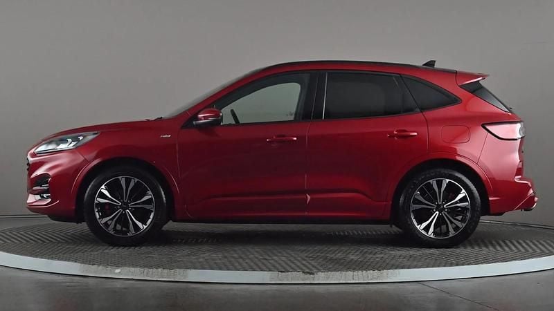 Used Ford Kuga ST-Line X 150 HP (110 kW) 2021 Red SUV