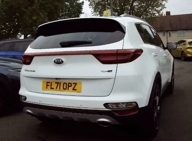 Usado Kia Sportage GT-Line 134 CV (98 kW) 2022 Blanco SUV