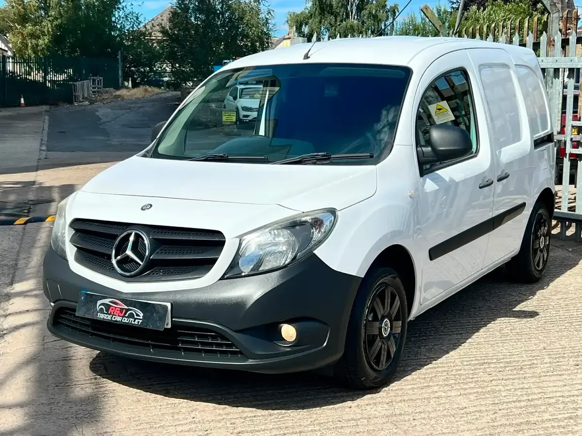 Used Mercedes Citan 109 2018 White MPV