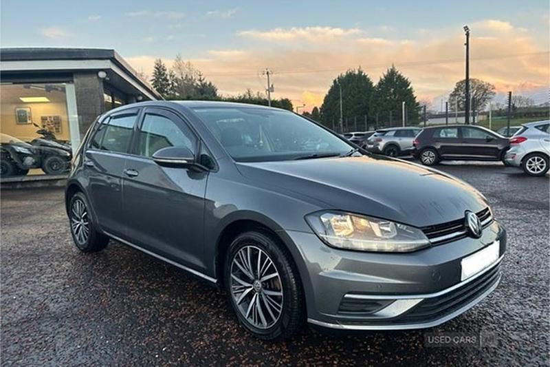 Grey Used 2018 VW Golf VII SE Hatchback | £8,950 (Fair price) - Image 1/1