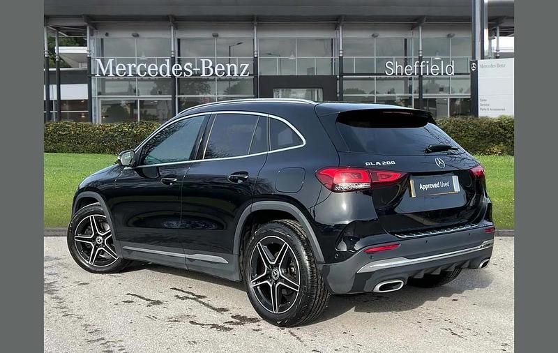 Used Mercedes GLA200 Executive 161 HP (118 kW) 2023 Black SUV
