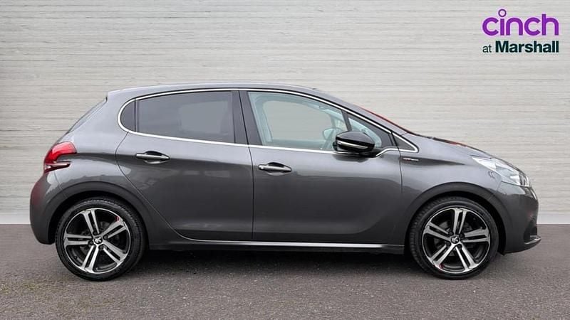 Used Peugeot 208 GT-line 109 HP (80 kW) 2019 Grey Hatchback