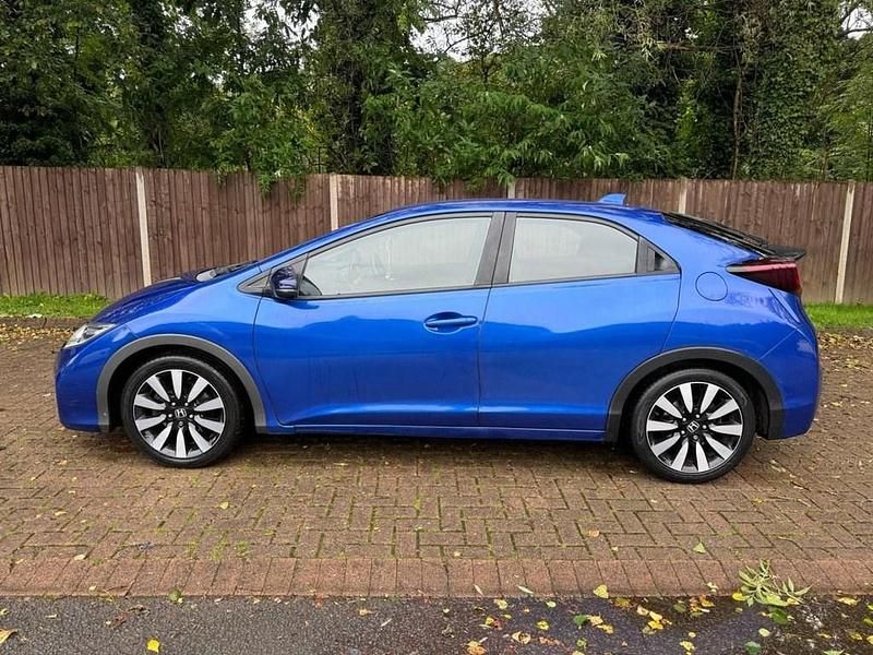 Used Honda Civic SE Plus 140 HP (102 kW) 2016 Blue Hatchback