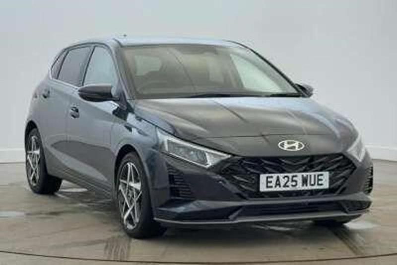 Used Hyundai i20 Premium 100 HP (73 kW) 2025 Grey Hatchback
