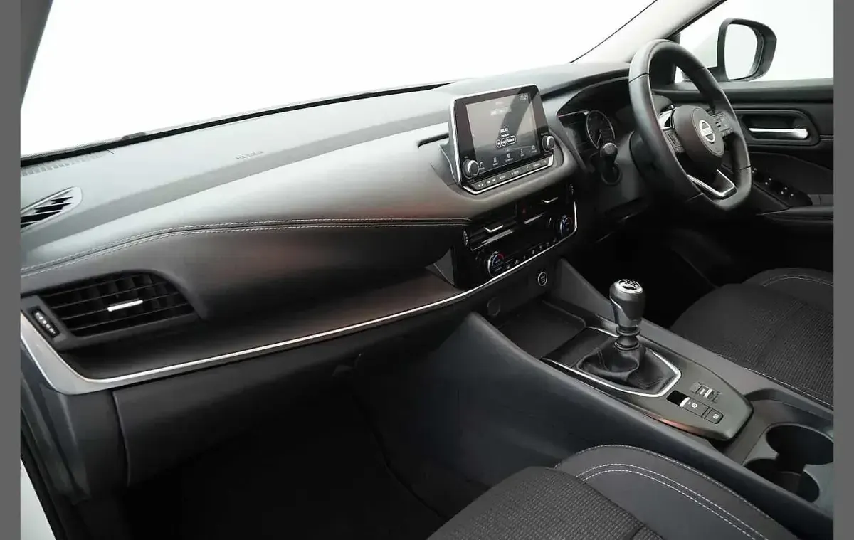 Used Nissan Qashqai Acenta Premium 138 HP (101 kW) 2023 White SUV
