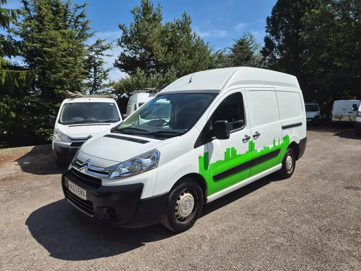 Used Citroën Dispatch 95 HP (69 kW) 2013 White MPV