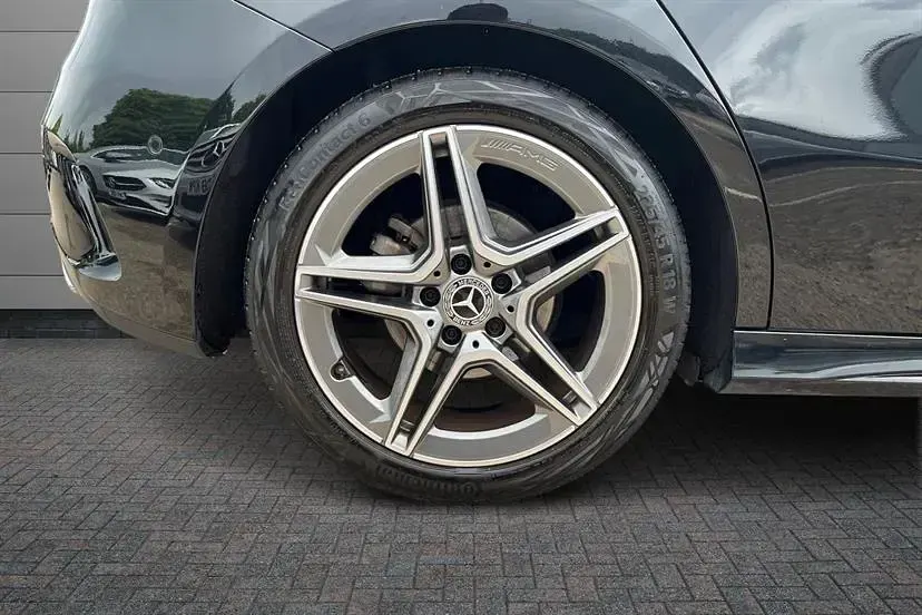 Used Mercedes A180 AMG Line Premium 136 HP (100 kW) 2023 Cosmos black Hatchback