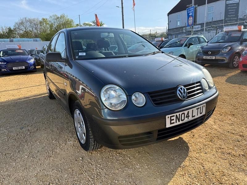 Used VW Polo S 64 HP (47 kW) 2004 Grey Hatchback