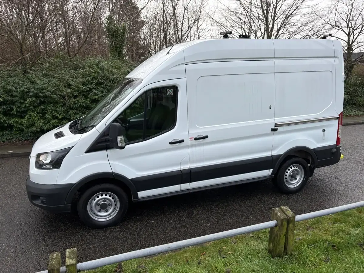 Usado Ford Transit 130 CV (95 kW) 2018 Blanco Van