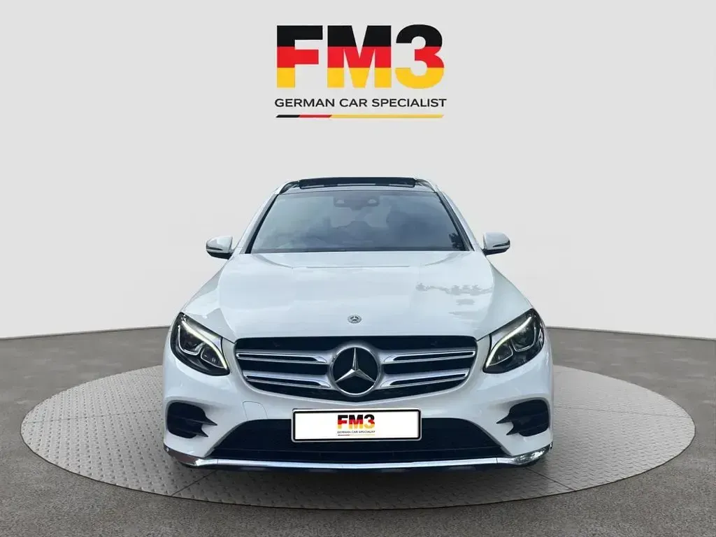 Used Mercedes GLC250 AMG Line Premium 2018 White SUV