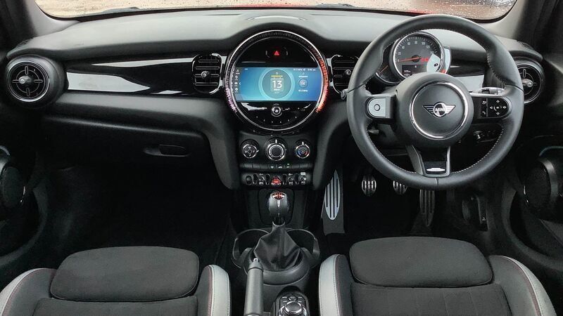 Used Mini Cooper Sport 136 HP (100 kW) 2022 Red Hatchback