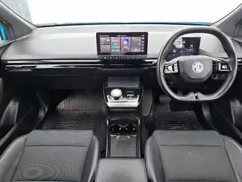 Used MG MG4 EV Trophy 149 kW (203 HP) 2023 Blue Hatchback