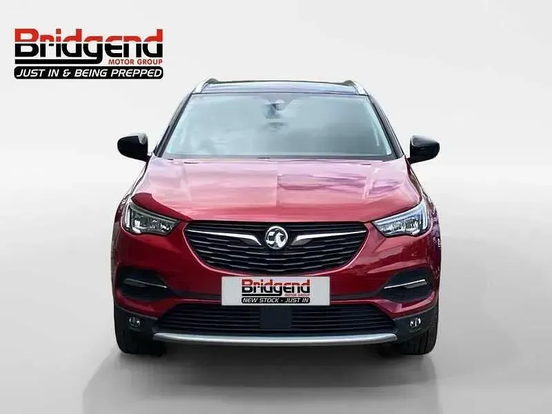 Used Vauxhall Grandland X Edition 130 HP (95 kW) 2021 Red SUV