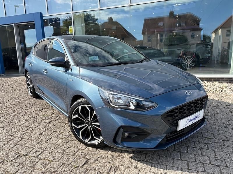 Chrome blue Used 2019 Ford Focus ST-Line X Hatchback | £17,500 (A bit pricey) - Image 1/4