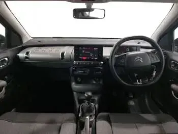Used Citroën C4 Cactus Feel 110 HP (80 kW) 2018 Purple Hatchback