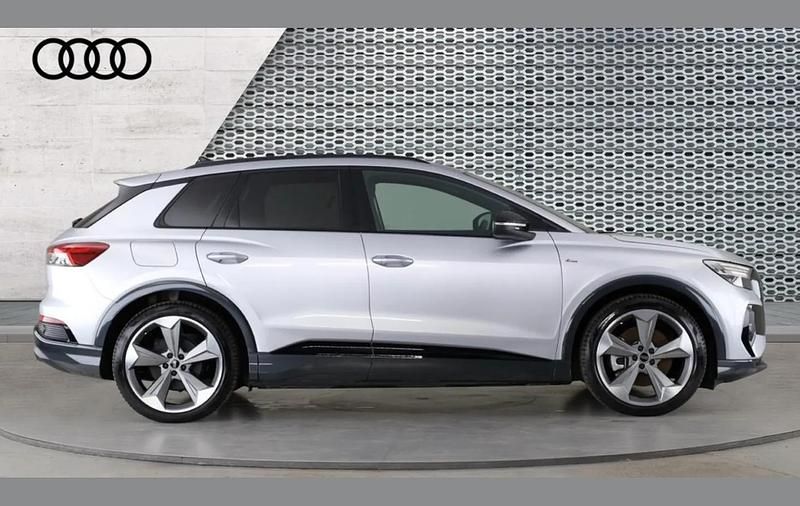 Used Audi Q4 e-tron Black Edition 210 kW (286 HP) 2025 Silver SUV